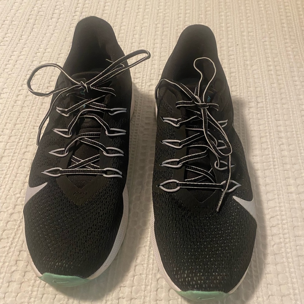 Nike Black and White Running Shoes Women 7.5